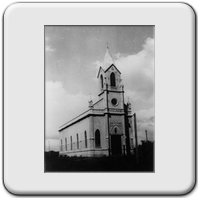 ANTIGO PR�DIO DA PAR�QUIA, FINALIZADO EM 1932.