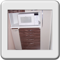 GAVETEIRO M�VEL E MESA AUXILIAR
