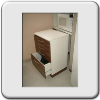 GAVETEIRO M�VEL E MESA AUXILIAR